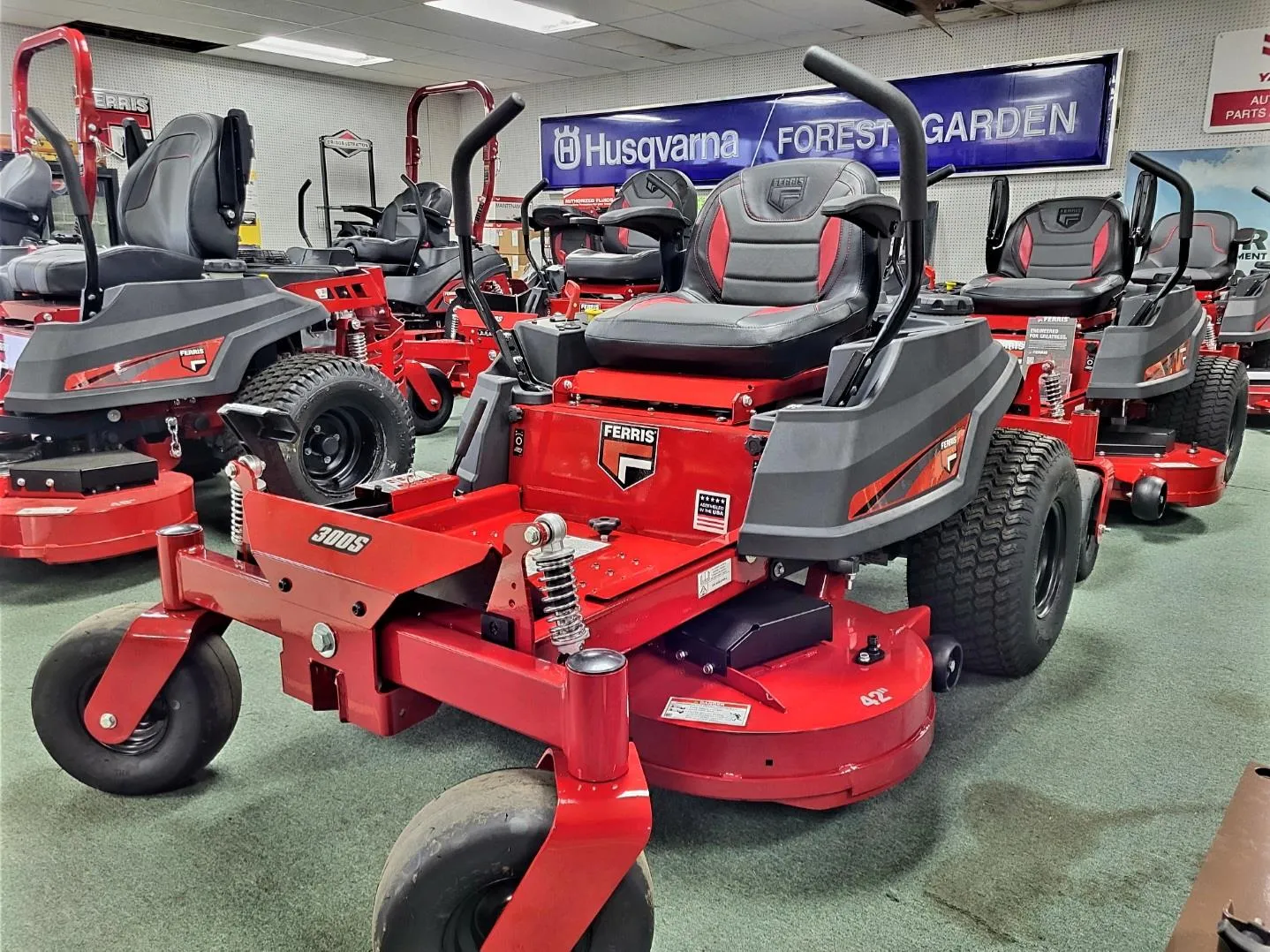 Ferris 300S Zero Turn Mower, Briggs & Stratton PXi, 23 hp